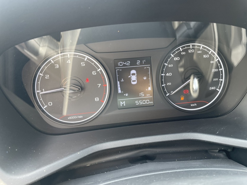 GEELY Emgrand 2025 image de voiture #5