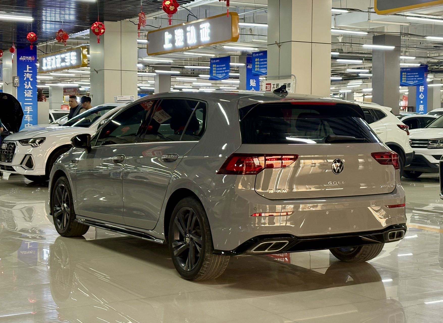 Volkswagen Golf 2022 car image #9