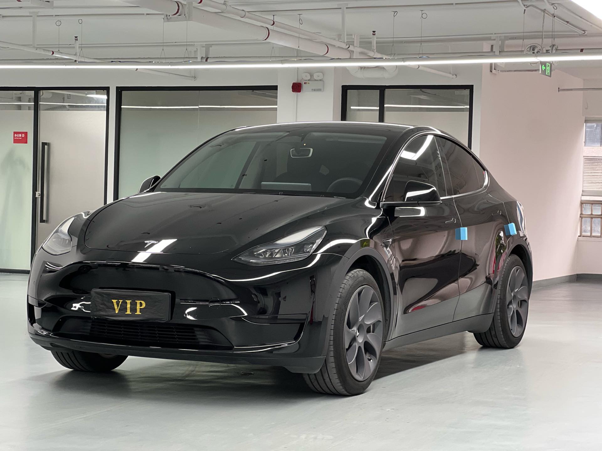 Tesla Model Y 2023 Tesla Model Y 2023 car image