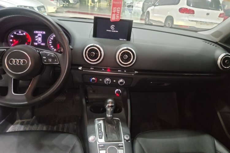 Audi A3 2020 car image #13