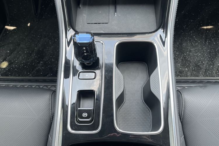 GEELY Emgrand 2026 #18 GEELY Emgrand 2026 car image #18