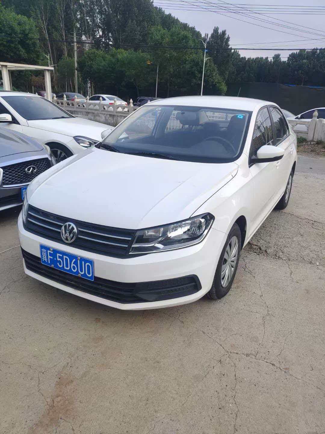 Volkswagen Santana 2022 car image 