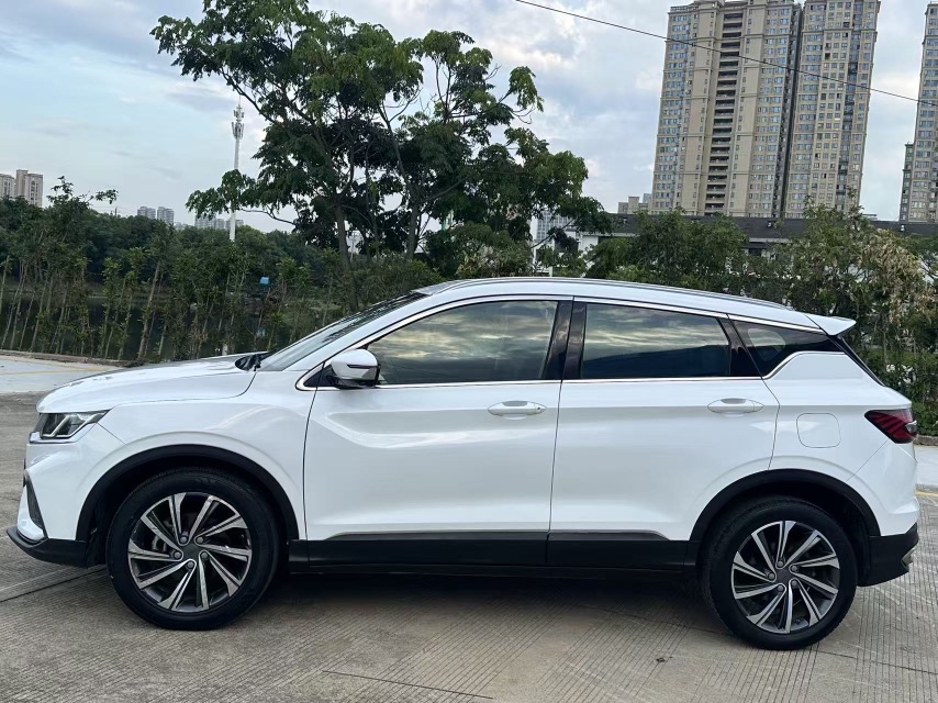 GEELY Coolray 2019 #4 GEELY Coolray 2019 car image #4