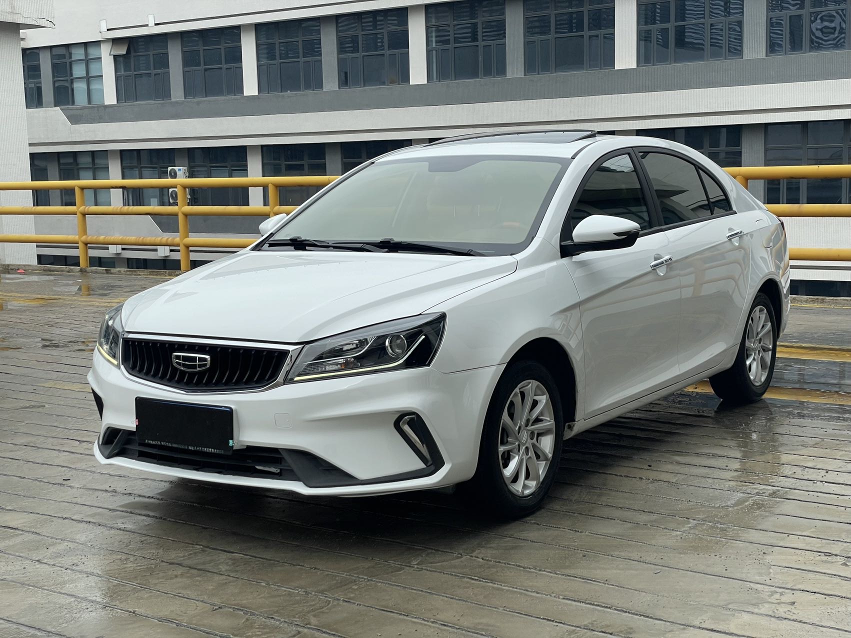 GEELY Emgrand 2021 GEELY Emgrand 2021 car image