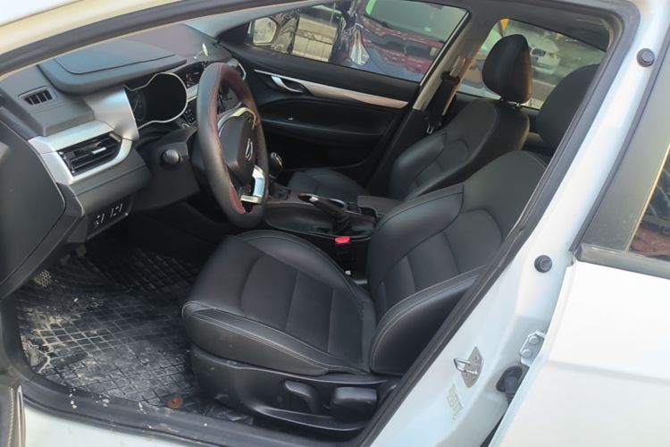 GEELY Emgrand 2021 car image #15