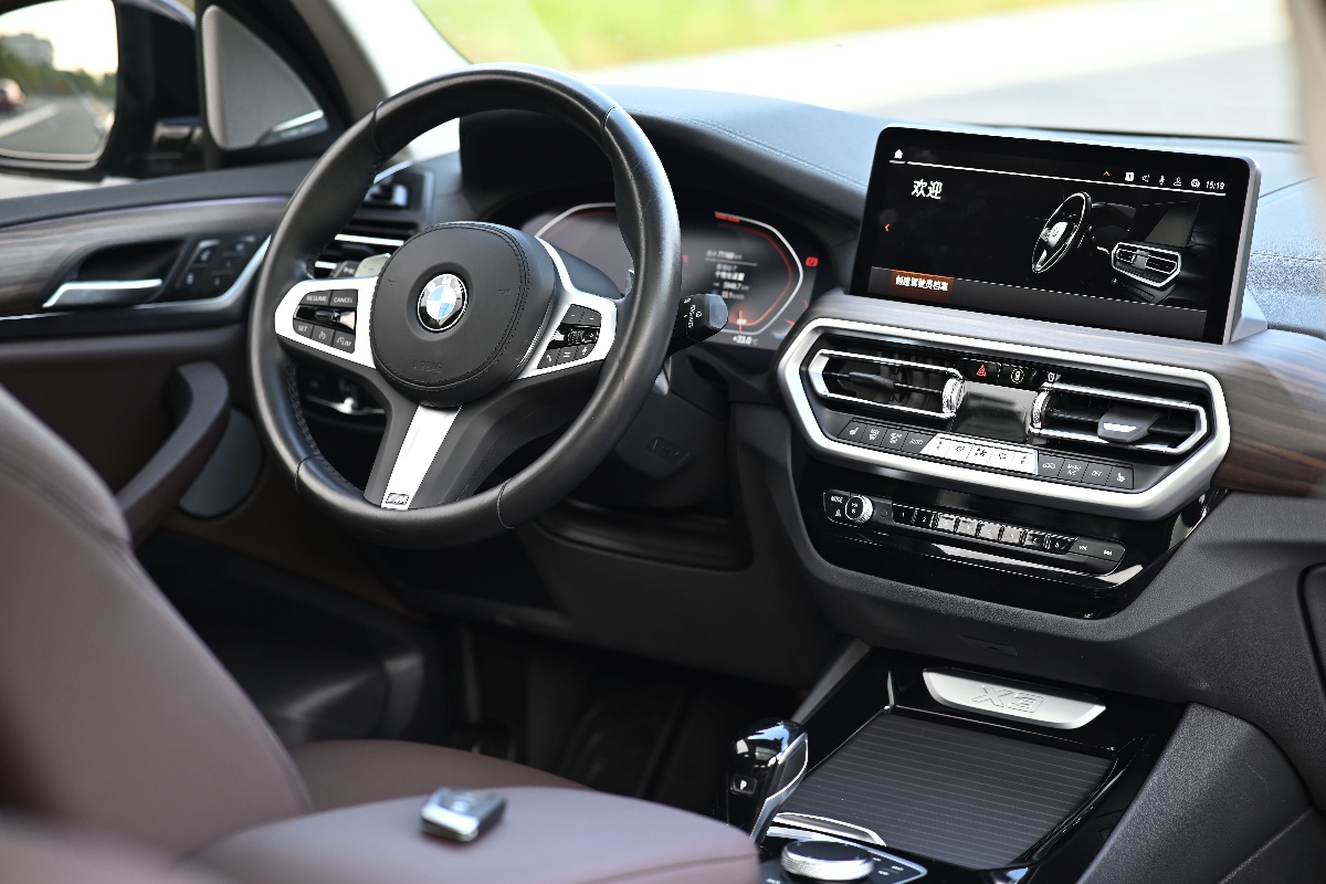 BMW X3 2022 #3 BMW X3 2022 car image #3