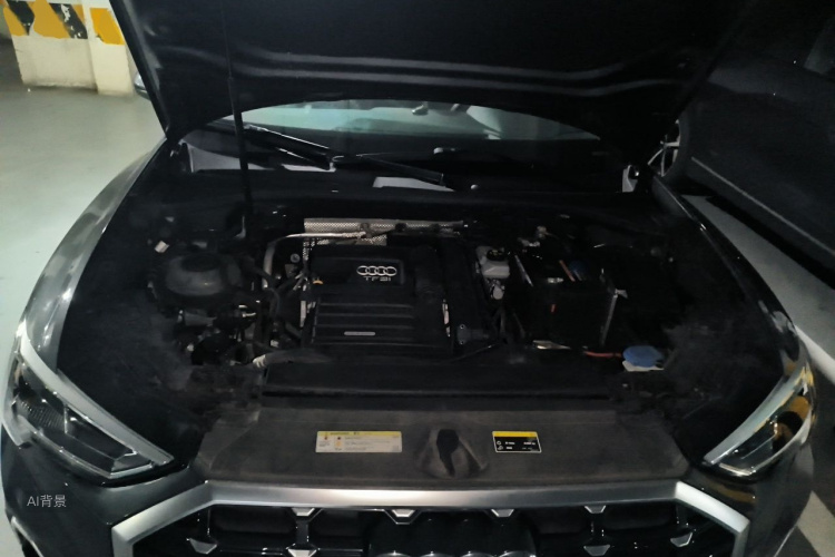 Audi Q3 2020 car image #22