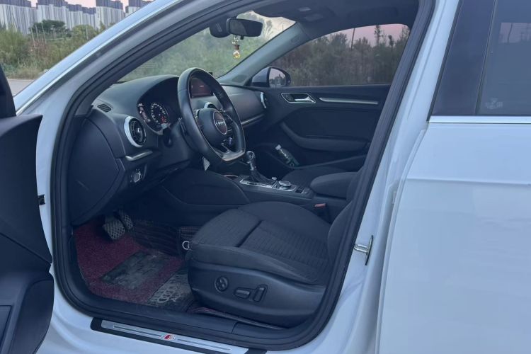 Audi A3 2018 #13 Audi A3 2018 car image #13