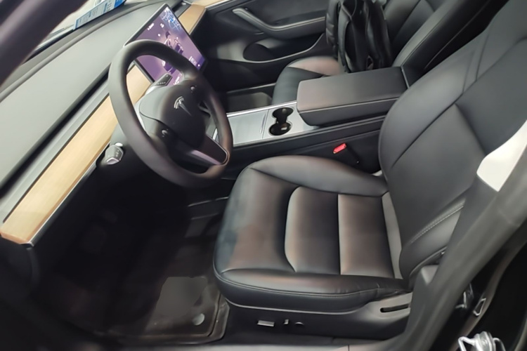 Tesla Model 3 2023 #19 Tesla Model 3 2023 car image #19