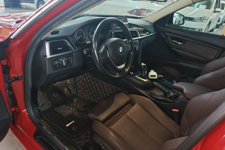 BMW 3 Series 2017 #16 BMW 3 Series 2017 car image #16