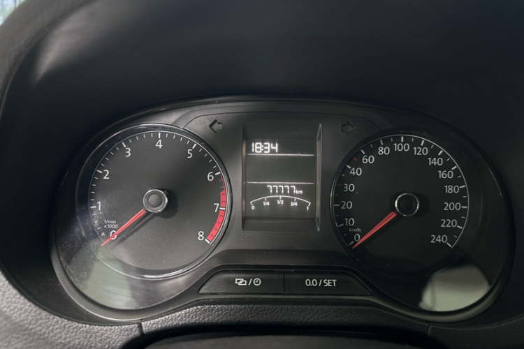Volkswagen Polo 2018 #15 Volkswagen Polo 2018 car image #15