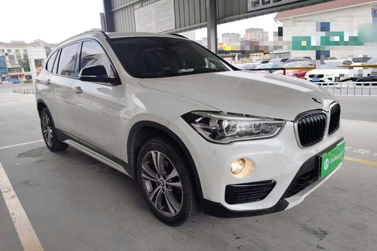 BMW X1 2018 #4 BMW X1 2018 car image #4