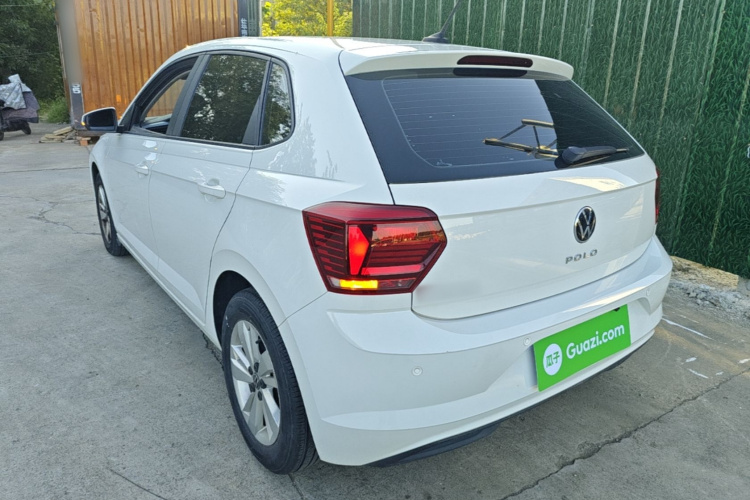 Volkswagen Polo 2021 car image #5