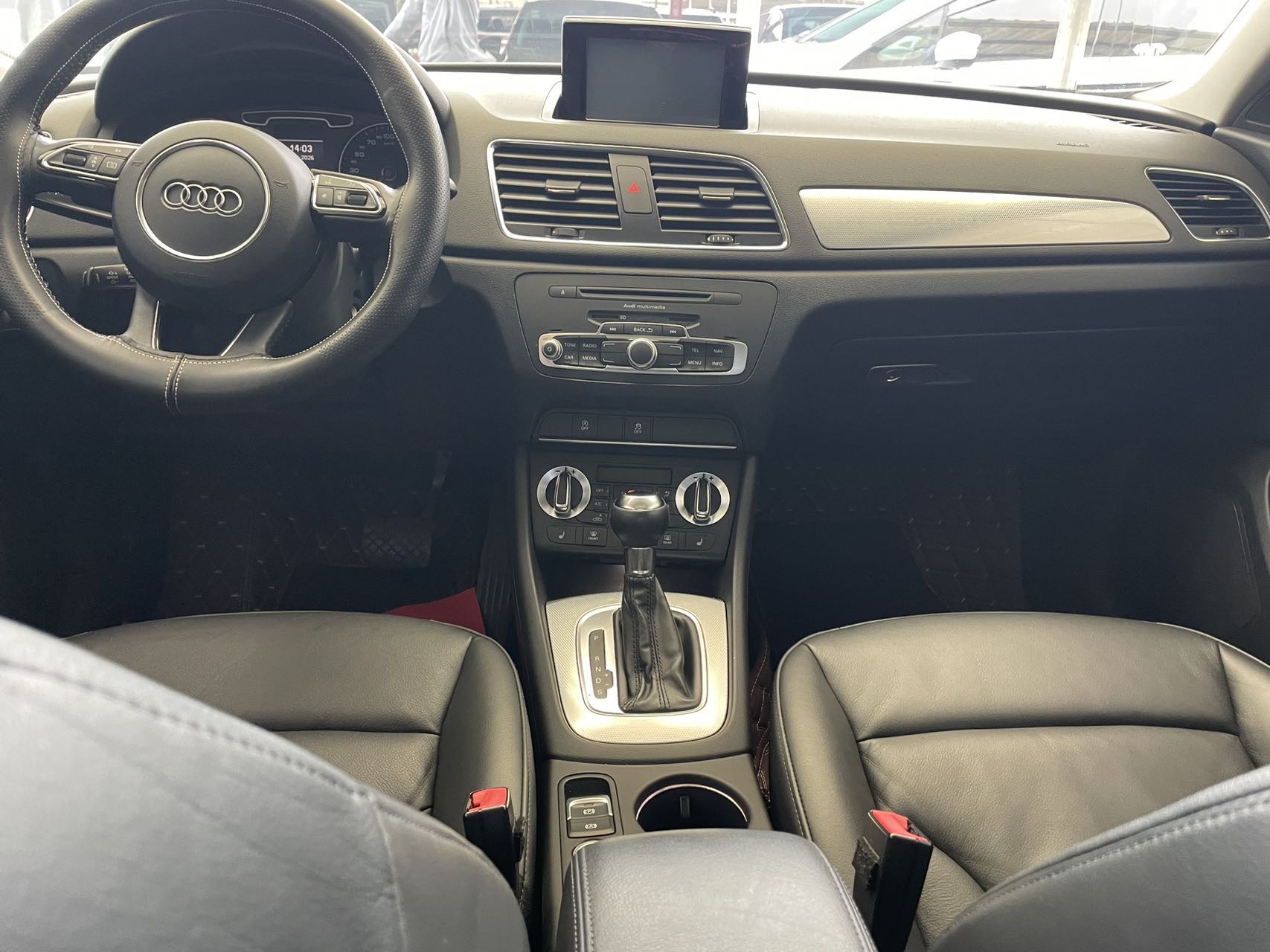 Audi Q3 2014 #4 Audi Q3 2014 car image #4