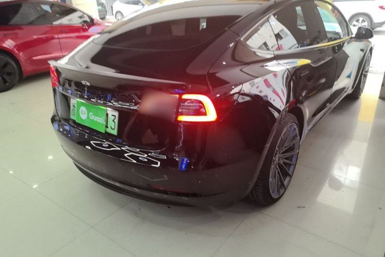 Tesla Model 3 2022 car image #7