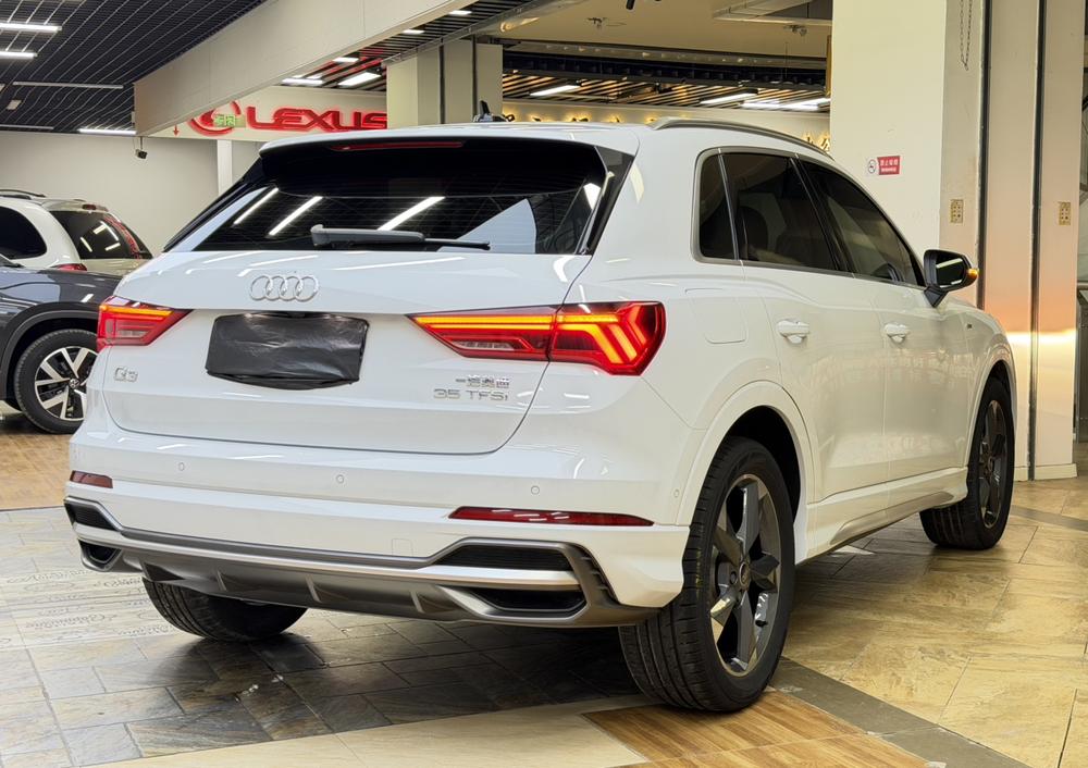 Audi Q3 2022 #6 Audi Q3 2022 car image #6