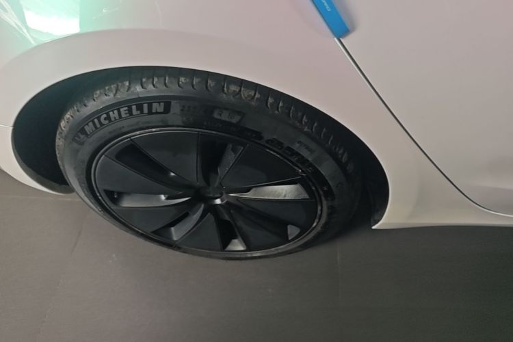 Tesla Model 3 2024 #10 Tesla Model 3 2024 car image #10