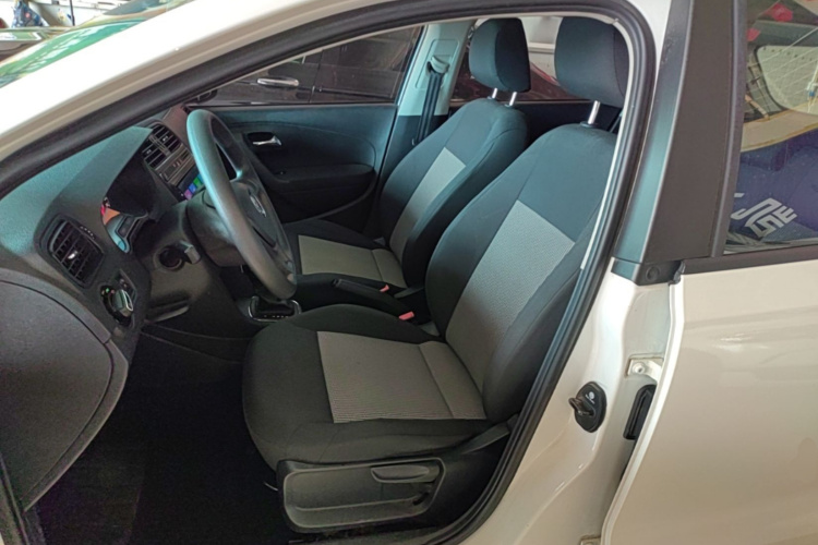 Volkswagen Polo 2019 #15 Volkswagen Polo 2019 car image #15