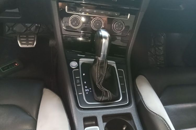 Volkswagen Golf 2018 #14 Volkswagen Golf 2018 car image #14