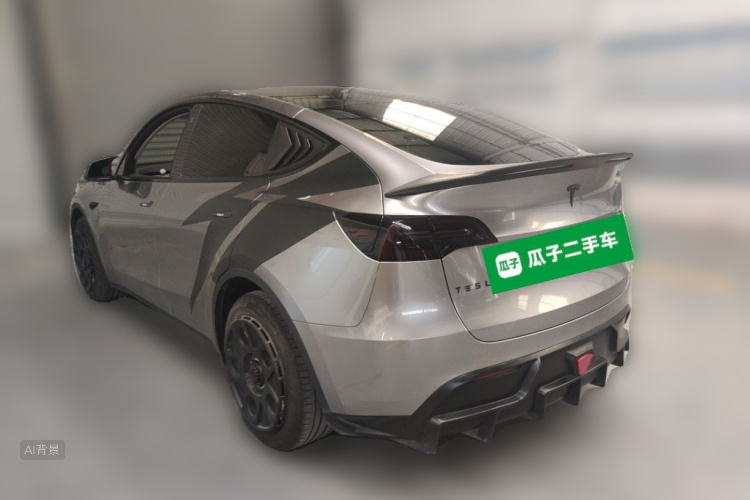 Tesla Model Y 2023 #5 Tesla Model Y 2023 car image #5