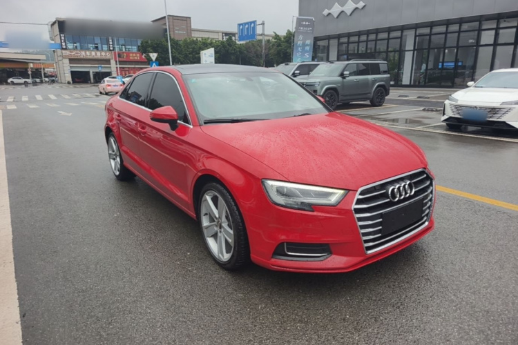 Audi A3 2019 immagine di auto #4