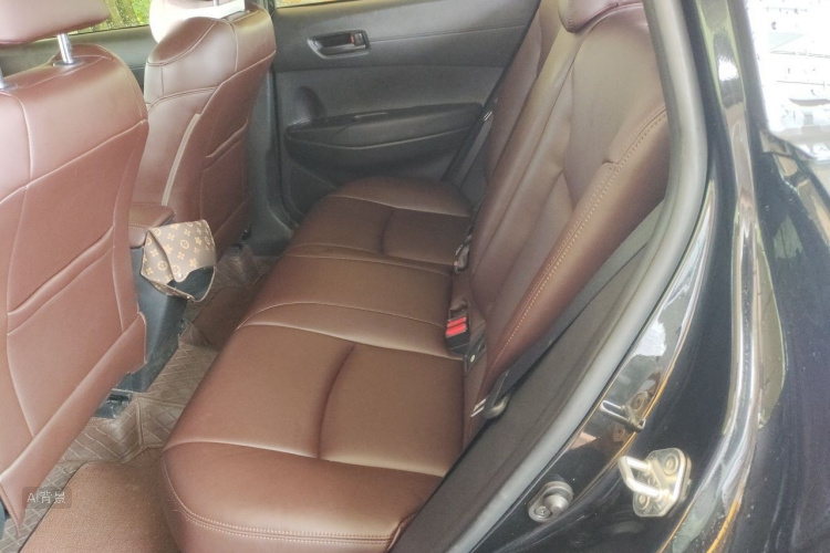Toyota Corolla Cross 2025 car image #19