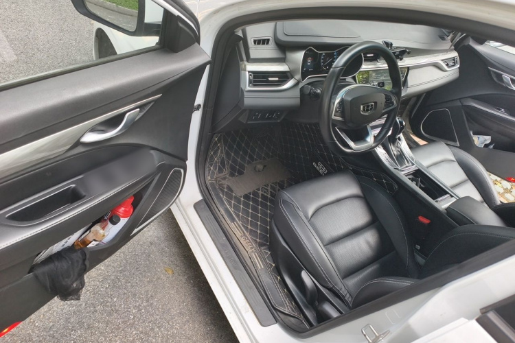 GEELY Emgrand 2019 #9 GEELY Emgrand 2019 car image #9