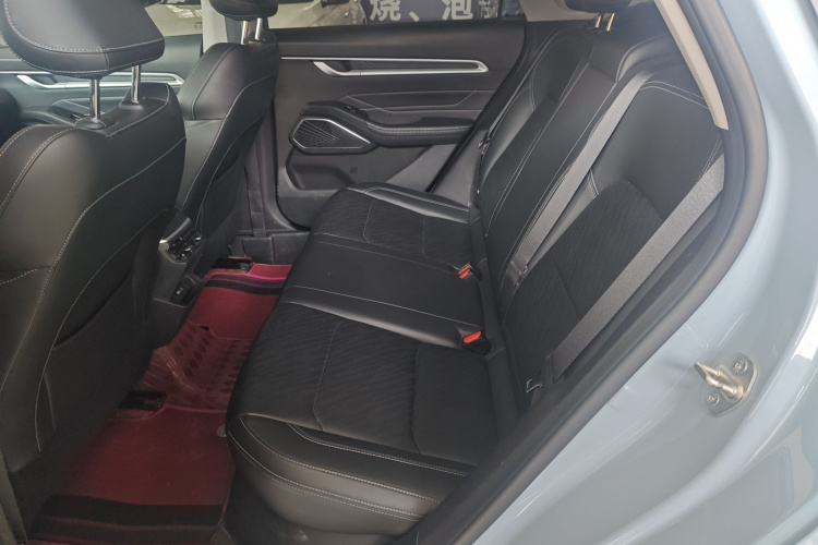 GEELY Emgrand 2023 car image #17
