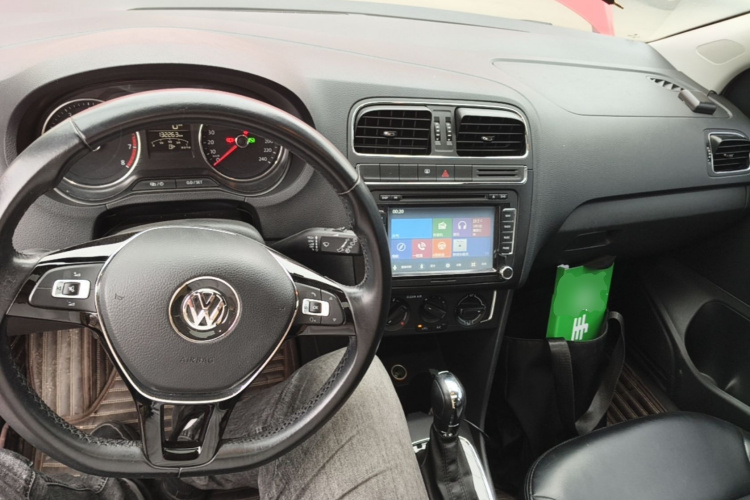 Volkswagen Polo 2017 #10 Volkswagen Polo 2017 car image #10