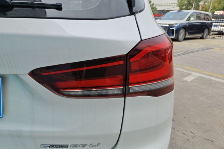 BMW X1 2021 #8 BMW X1 2021 image de voiture #8