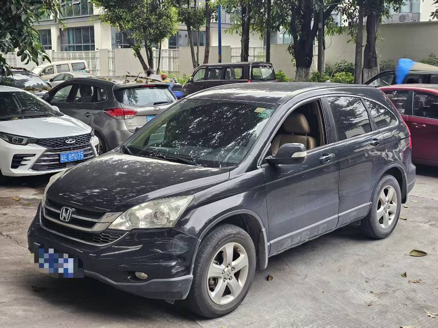 2010 car image 