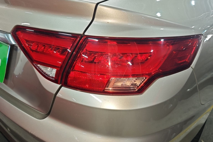 GEELY Emgrand GL 2019 #8 GEELY Emgrand GL 2019 صورة سيارة #8