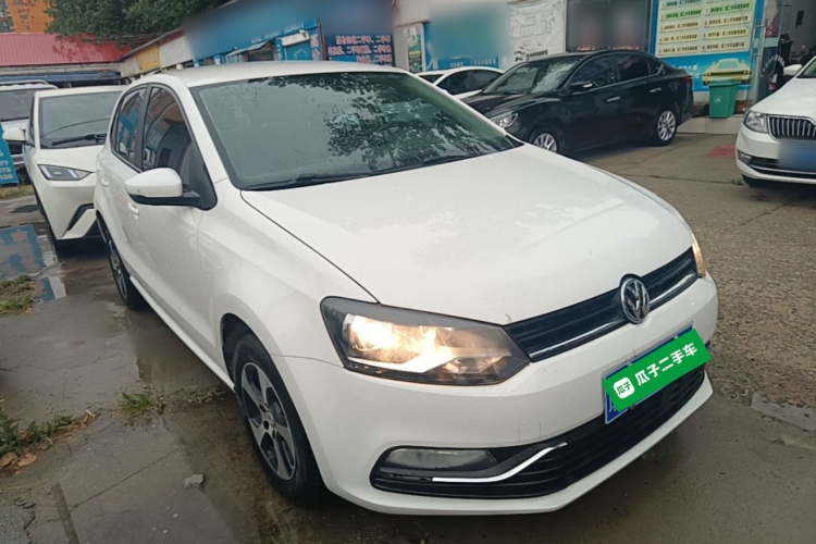 Volkswagen Polo 2018 car image #4