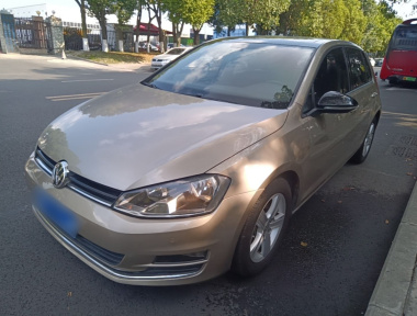 Volkswagen Golf 2017 Volkswagen Golf 2017 car image