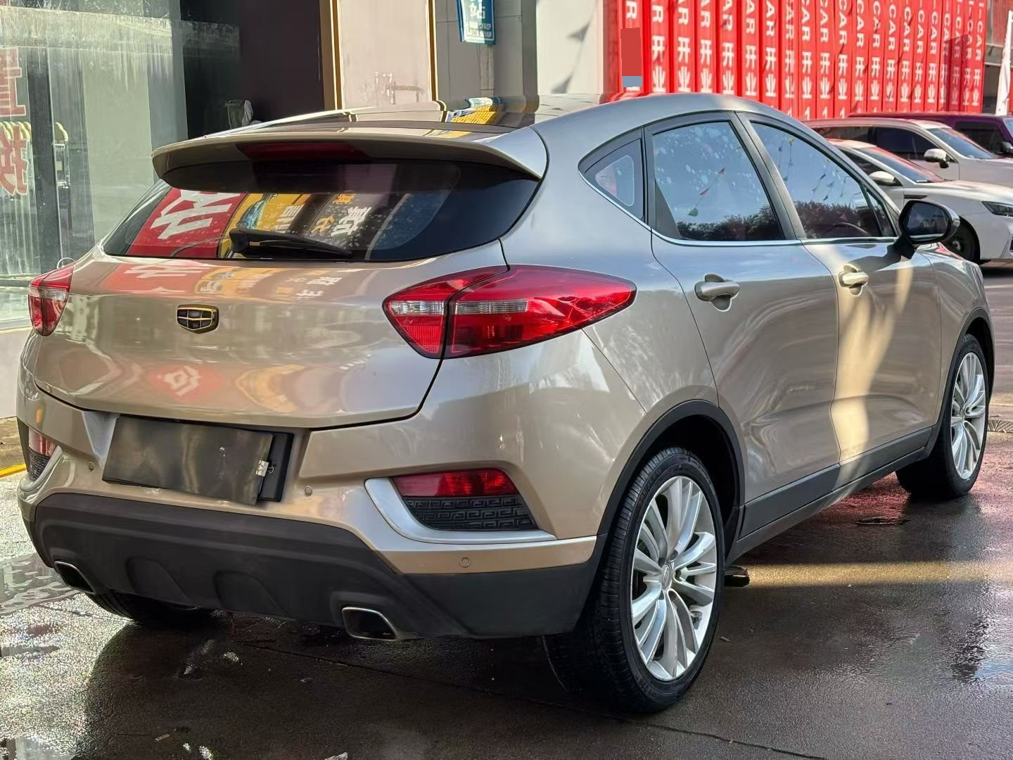 GEELY Emgrand GS 2017 car image #9