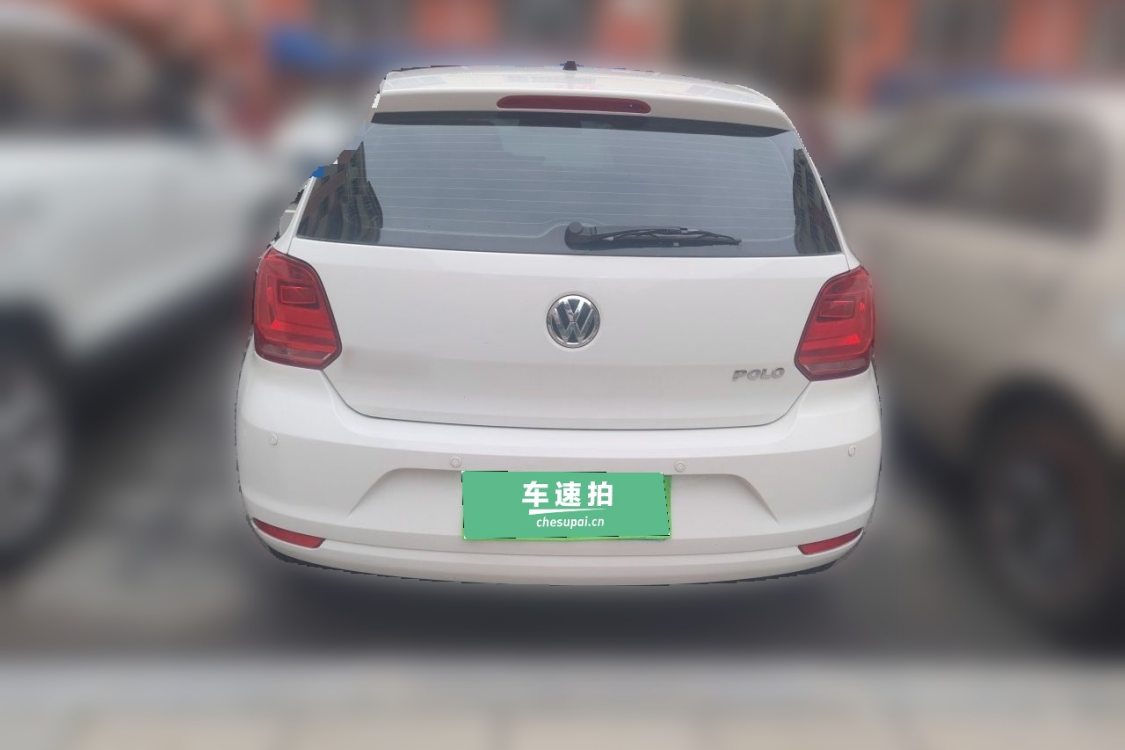 Volkswagen Polo 2016 car image #6
