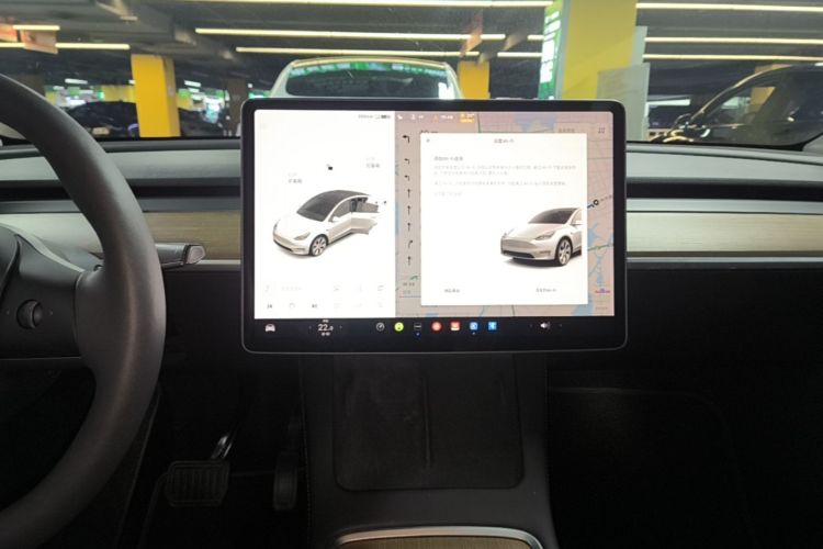 Tesla Model Y 2021 #15 Tesla Model Y 2021 car image #15