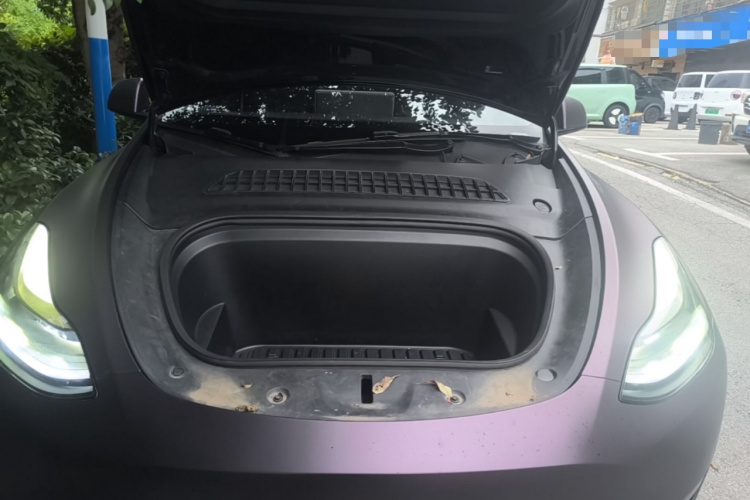 Tesla Model Y 2022 car image #20