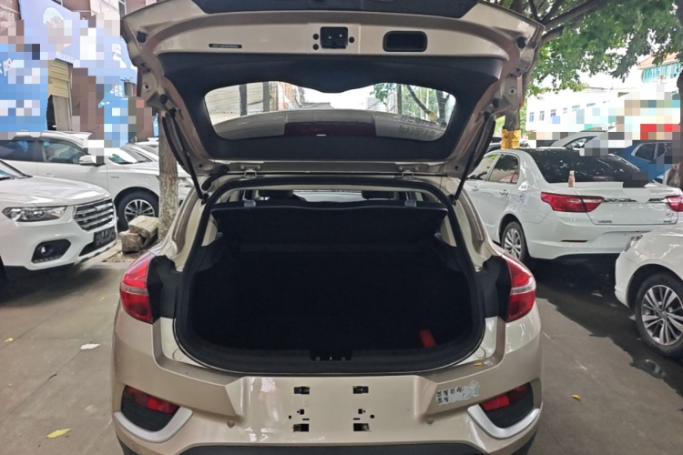 GEELY Emgrand GS 2017 image de voiture #21