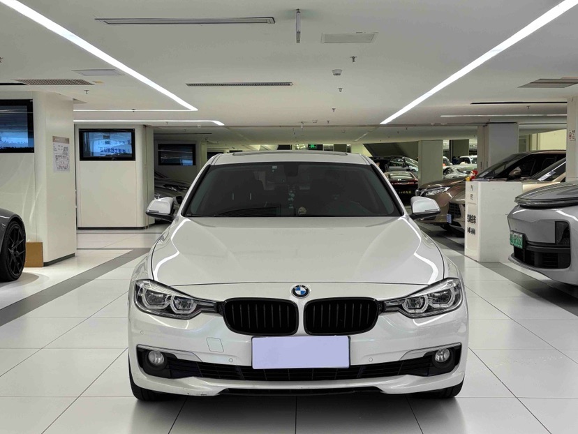 BMW 3 Series 2019 #2 BMW 3 Series 2019 car image #2