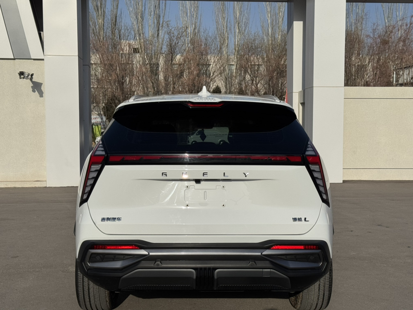 GEELY Boyue L 2024 car image #8