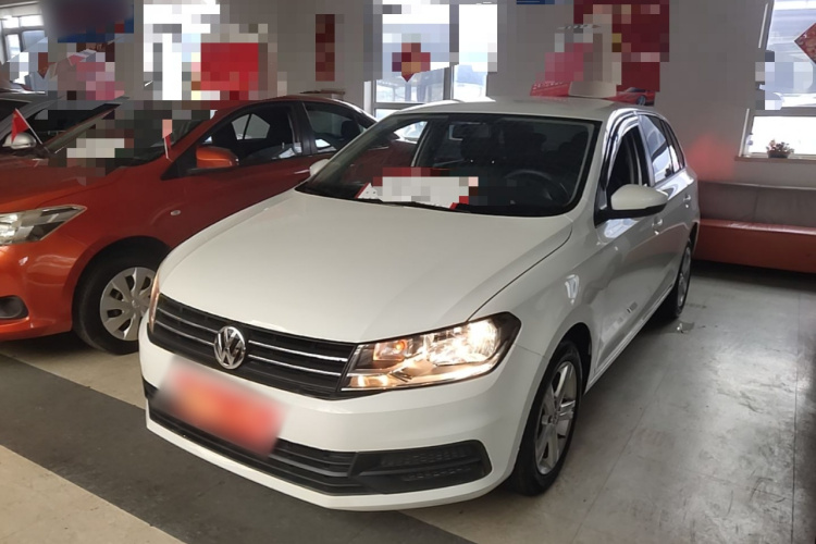 Volkswagen Santana 2017 car image #2