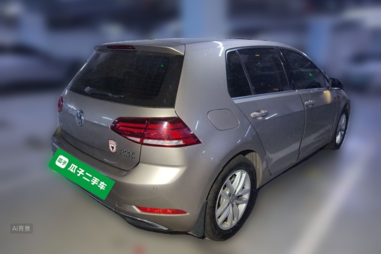 Volkswagen Golf 2020 car image #7