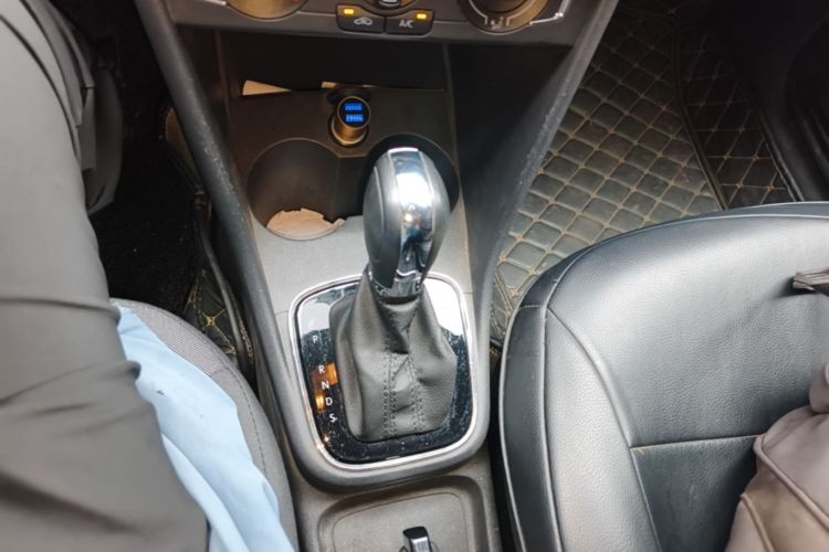 Volkswagen Polo 2019 #14 Volkswagen Polo 2019 car image #14