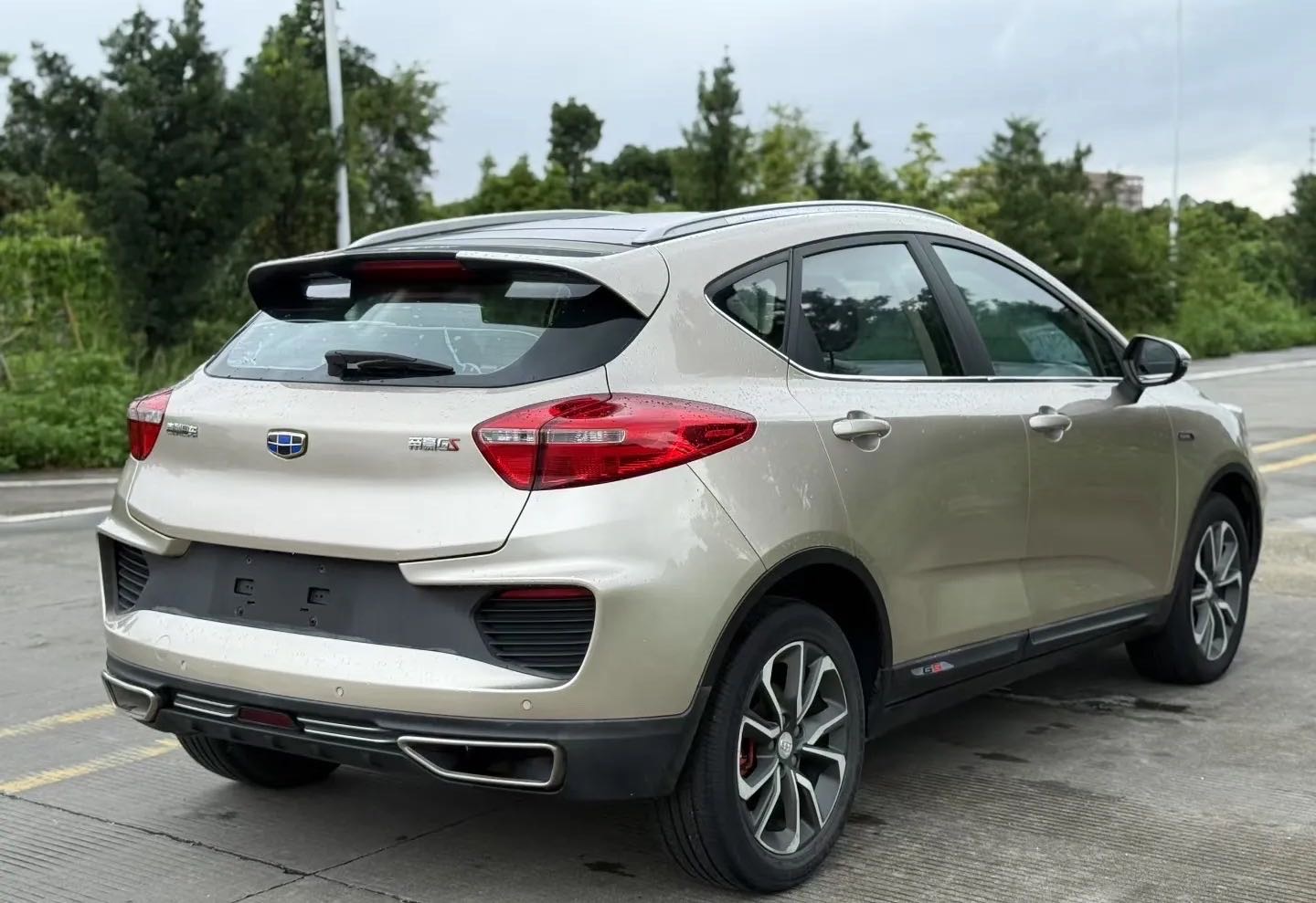 GEELY Emgrand GS 2018 car image #7