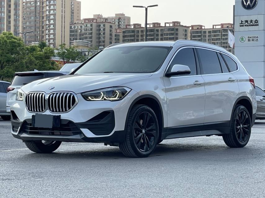 BMW X1 2021 BMW X1 2021 car image