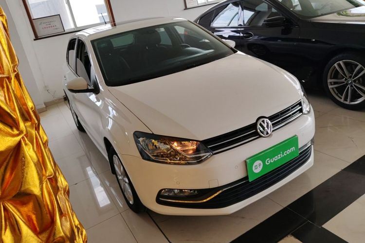 Volkswagen Polo 2017 car image #4