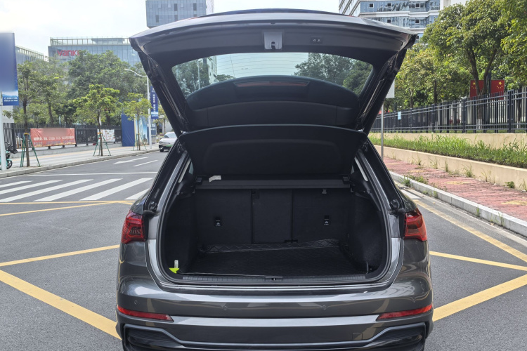 Audi Q3 2020 #21 Audi Q3 2020 car image #21