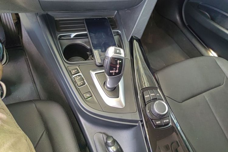 BMW 3 Series 2016 #14 BMW 3 Series 2016 car image #14