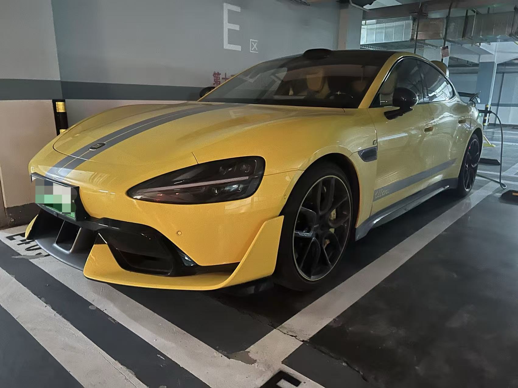 2025 2025 car image